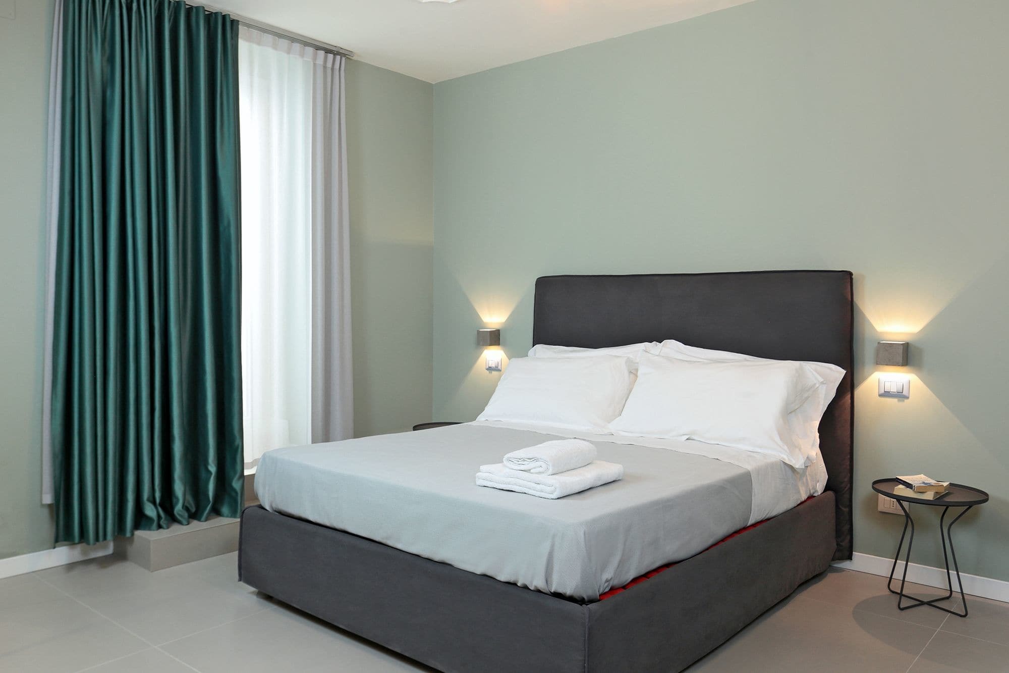 B&Bari, Via Cairoli, Le Case Di Aurelia Guesthouse מראה חיצוני תמונה